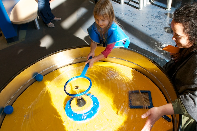 Cultivating Young Scientists (CYS) is a professional development program that helps teachers bring science into preschools. Water is always a draw for the youngsters