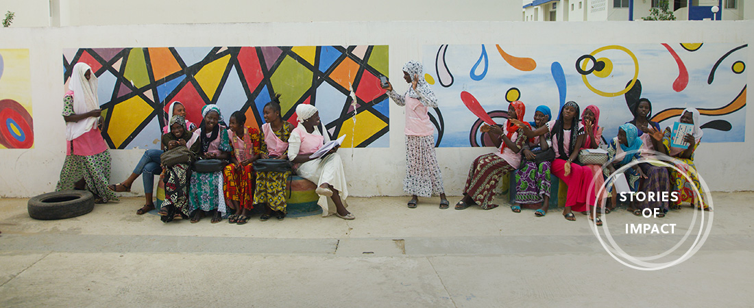 A photo of participants in the USAID-funded APTE-Senegal program.